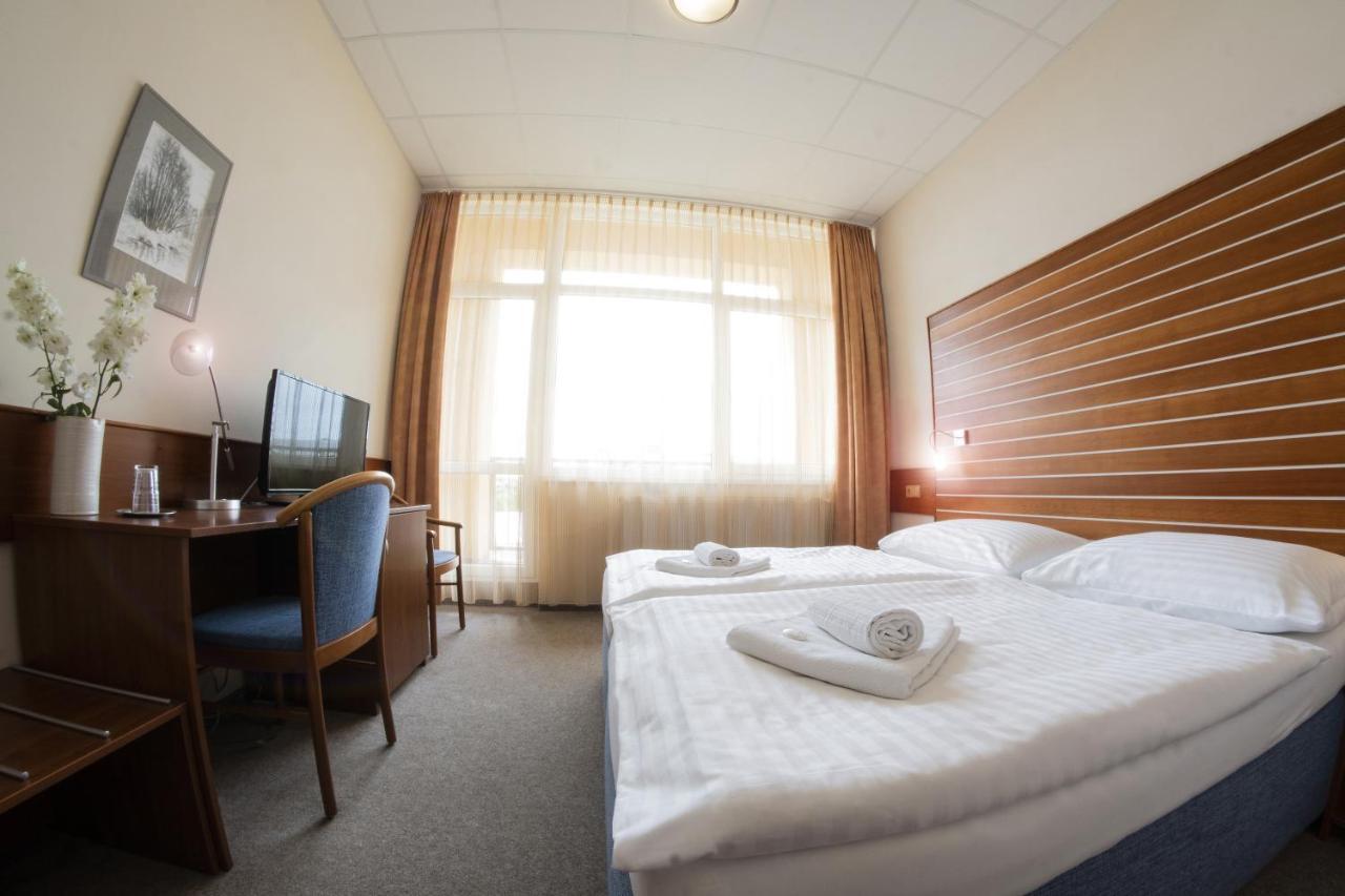 Hotel Karel Iv. تورنوف المظهر الخارجي الصورة